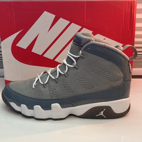 (SOLD) Jordan 9 cool grey 2012 - Picture 7 of 8